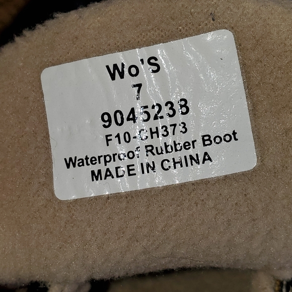 Sperry Women's Black and Leopard Moccasins - Picture 7 of 10